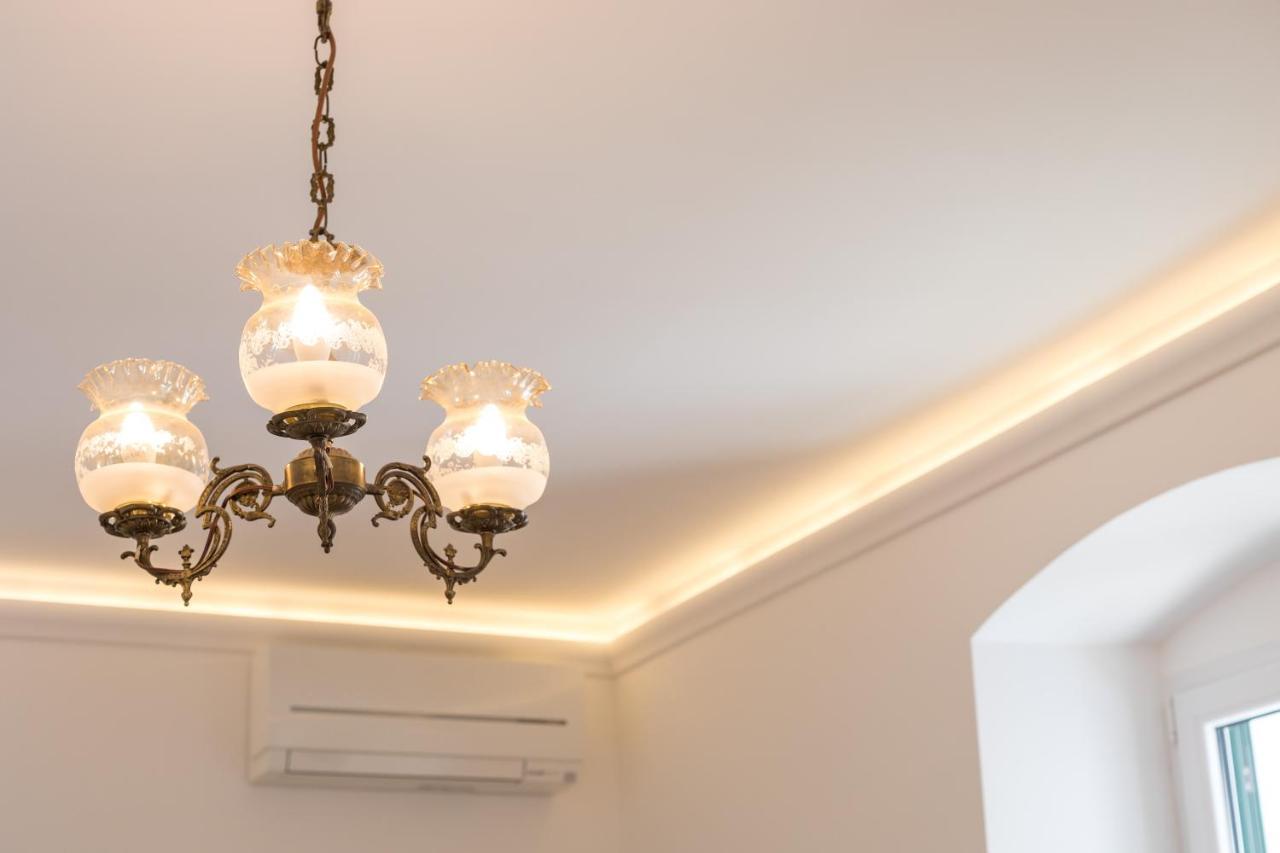 Luxury Rooms In The Center Of Split - Maniva สปลิท ภายนอก รูปภาพ