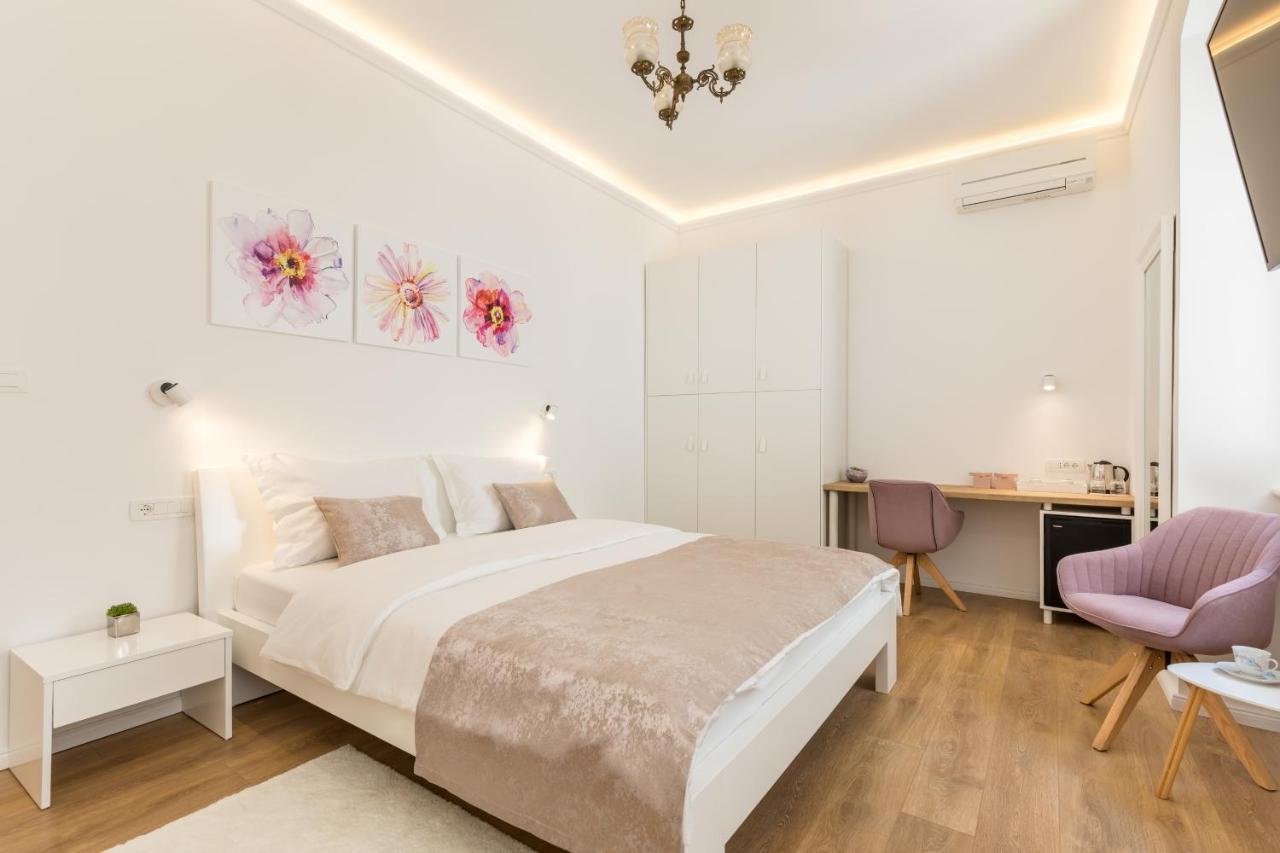 Luxury Rooms In The Center Of Split - Maniva สปลิท ภายนอก รูปภาพ