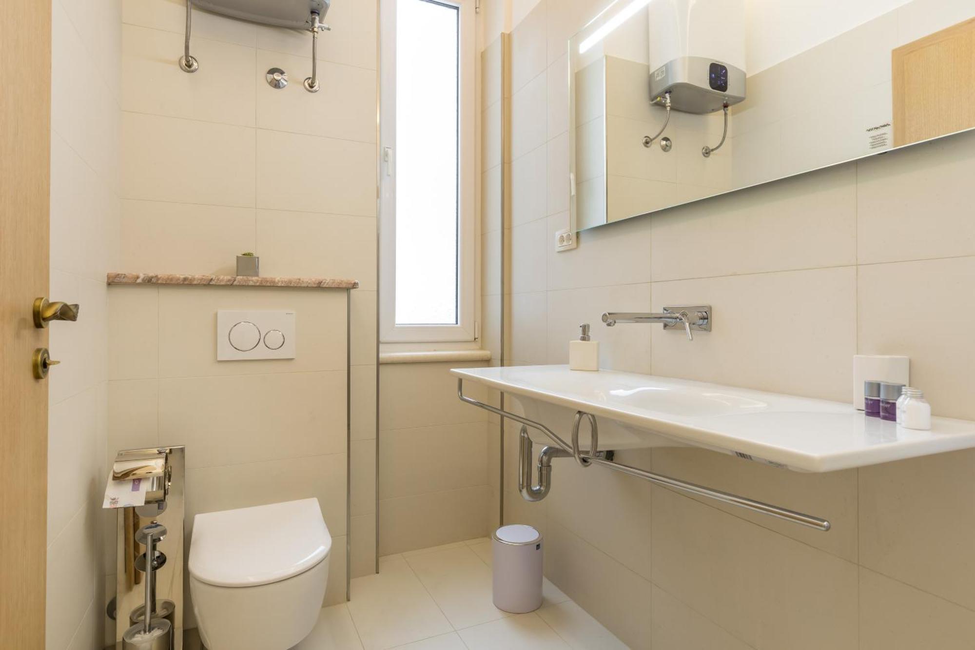 Luxury Rooms In The Center Of Split - Maniva สปลิท ภายนอก รูปภาพ