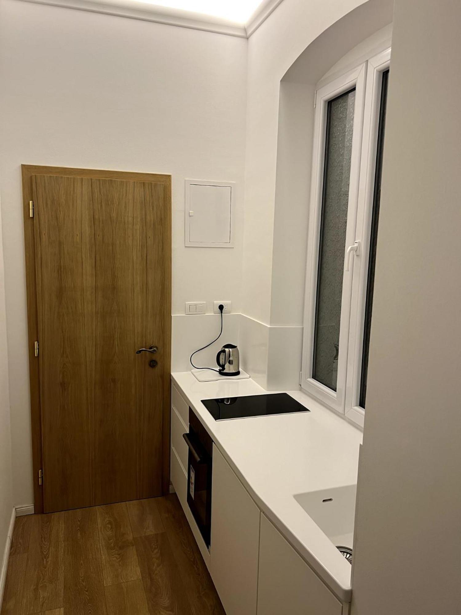 Luxury Rooms In The Center Of Split - Maniva สปลิท ภายนอก รูปภาพ